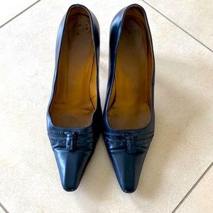 Gucci heels, we’ll loved